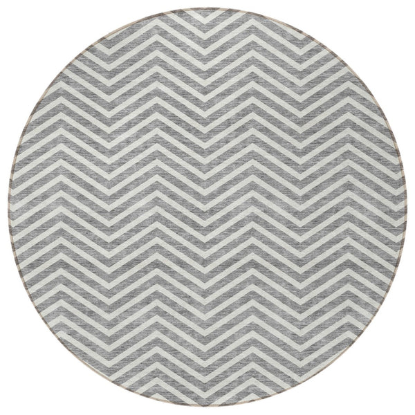 Homeroots 3' Artichoke Green Chevron Indoor Outdoor Area Rug - Stylish, Washable, Durable For High Traffic Areas 8' Round Polyester 596269