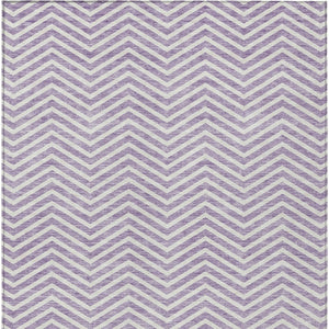 Homeroots 3' Artichoke Green Chevron Indoor Outdoor Area Rug - Stylish, Washable, Durable For High Traffic Areas 8' X 10' Polyester 596282