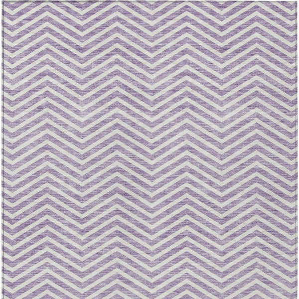 Homeroots 3' Artichoke Green Chevron Indoor Outdoor Area Rug - Stylish, Washable, Durable For High Traffic Areas 8' X 10' Polyester 596282