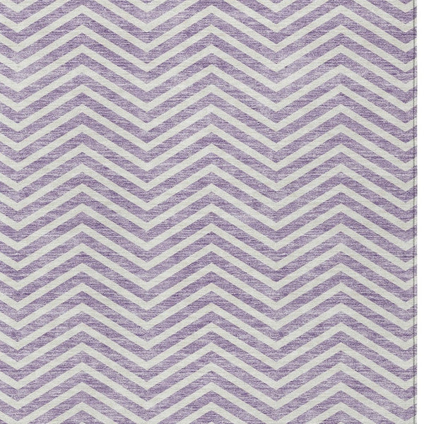 Homeroots 3' Artichoke Green Chevron Indoor Outdoor Area Rug - Stylish, Washable, Durable For High Traffic Areas 10' X 14' Polyester 596284