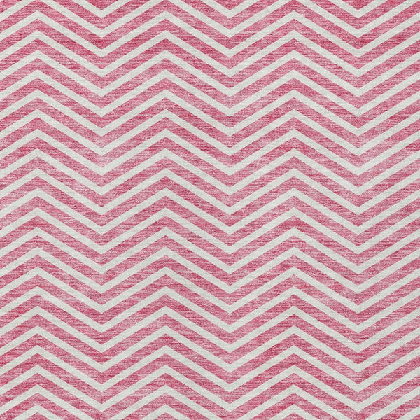 Homeroots 3' Artichoke Green Chevron Indoor Outdoor Area Rug - Stylish, Washable, Durable For High Traffic Areas 3' X 5' Polyester 596285