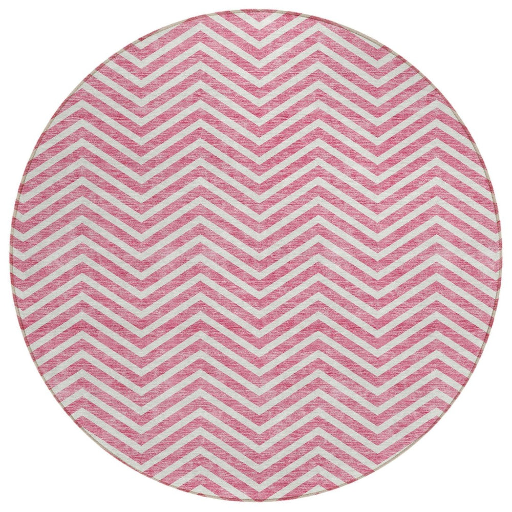 HomeRoots 5' Modern Pink and Ivory Chevron Area Rug for Indoor and Outdoor Use – Durable, Washable Design 8' Round 596287