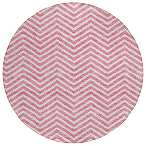 HomeRoots 5' Modern Pink and Ivory Chevron Area Rug for Indoor and Outdoor Use – Durable, Washable Design 8' Round 596287