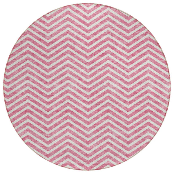 HomeRoots 5' Modern Pink and Ivory Chevron Area Rug for Indoor and Outdoor Use – Durable, Washable Design 8' Round 596287