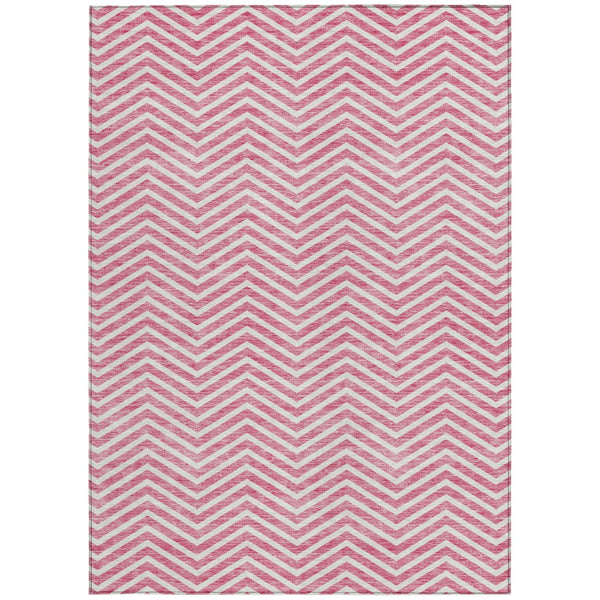 Homeroots 3' Artichoke Green Chevron Indoor Outdoor Area Rug - Stylish, Washable, Durable For High Traffic Areas 10' X 14' Polyester 596290