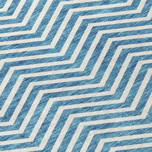 Homeroots 3' Artichoke Green Chevron Indoor Outdoor Area Rug - Stylish, Washable, Durable For High Traffic Areas 3' X 5' Polyester 596291