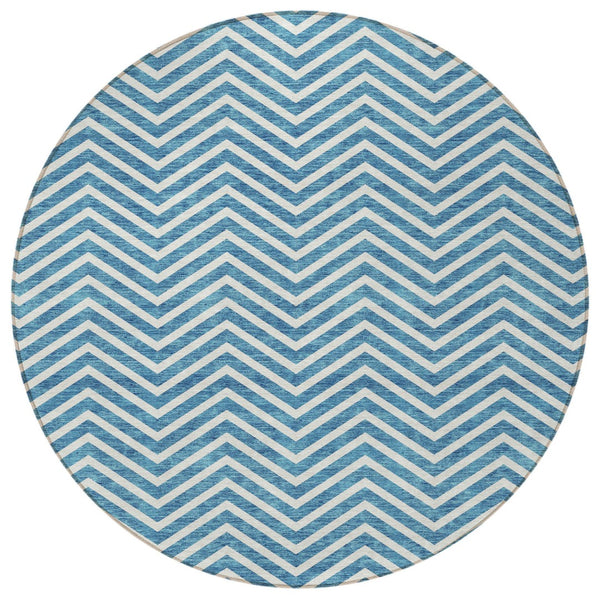 Homeroots 3' Artichoke Green Chevron Indoor Outdoor Area Rug - Stylish, Washable, Durable For High Traffic Areas 8' Round Polyester 596293