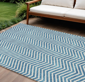 Homeroots 3' Artichoke Green Chevron Indoor Outdoor Area Rug - Stylish, Washable, Durable For High Traffic Areas 8' X 10' Polyester 596294