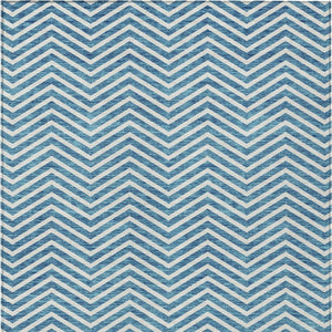 Homeroots 3' Artichoke Green Chevron Indoor Outdoor Area Rug - Stylish, Washable, Durable For High Traffic Areas 10' X 14' Polyester 596296