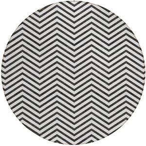 Homeroots 3' Artichoke Green Chevron Indoor Outdoor Area Rug - Stylish, Washable, Durable For High Traffic Areas 8' Round Polyester 596299