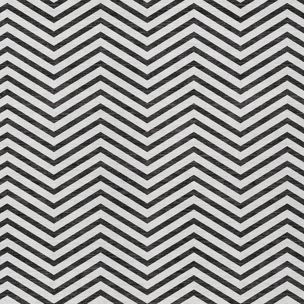 Homeroots 3' Artichoke Green Chevron Indoor Outdoor Area Rug - Stylish, Washable, Durable For High Traffic Areas 9' X 12' Polyester 596301