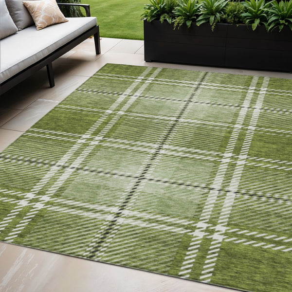 HomeRoots 5' Washable Indoor Outdoor Area Rug in Green, Black, and Ivory Plaid - Durable, Stylish & Versatile 5' X 8' 596334