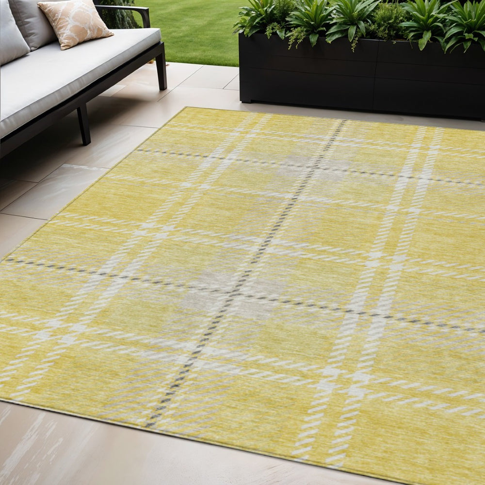 HomeRoots 5' Durable Yellow Black Ivory Plaid Washable Area Rug for Indoor and Outdoor Spaces, Easy Care 5' X 8' 596370
