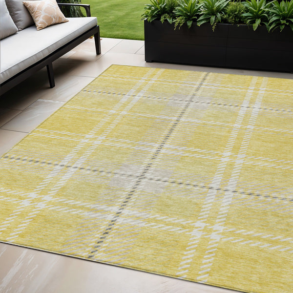 Homeroots 3' Stylish Artichoke Green Brown Ivory Plaid Washable Area Rug For Indoor Outdoor Spaces 5' X 8' Polyester 596370