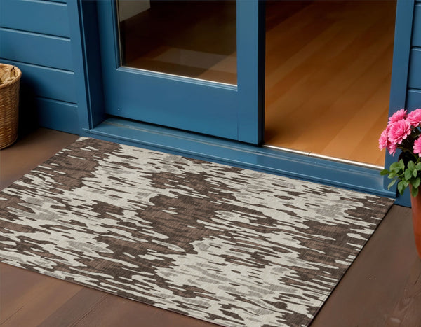 Homeroots 3' Washable Brown Beige And Gray Striped Area Rug For Indoor And Outdoor High Traffic Spaces 3' X 5' Polyester 596650