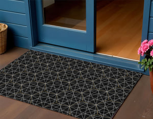 Homeroots 3' Black And Ivory Geometric Washable Area Rug - Perfect For Indoor And Outdoor Spaces, Durable Design 3' X 5' Polyester 596716