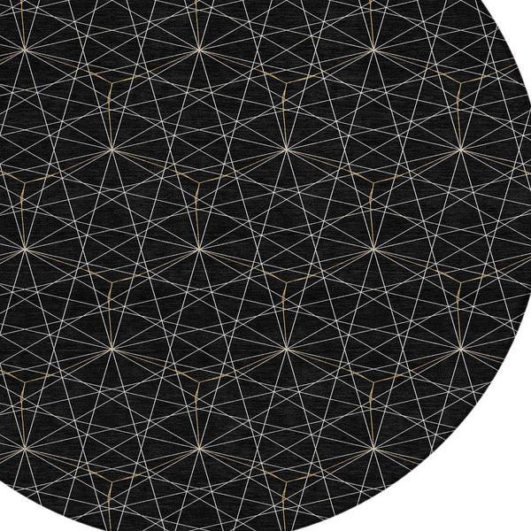 Homeroots 3' Black And Ivory Geometric Washable Area Rug - Perfect For Indoor And Outdoor Spaces, Durable Design 8' Round Polyester 596718