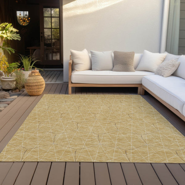 Homeroots 3' Black And Ivory Geometric Washable Area Rug - Perfect For Indoor And Outdoor Spaces, Durable Design 10' X 14' Polyester 596739