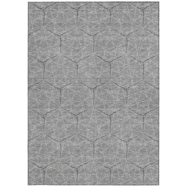 Homeroots 3' Black And Ivory Geometric Washable Area Rug - Perfect For Indoor And Outdoor Spaces, Durable Design 5' X 8' Polyester 596741