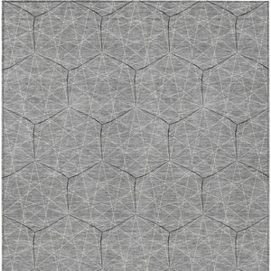 Homeroots 3' Black And Ivory Geometric Washable Area Rug - Perfect For Indoor And Outdoor Spaces, Durable Design 5' X 8' Polyester 596741
