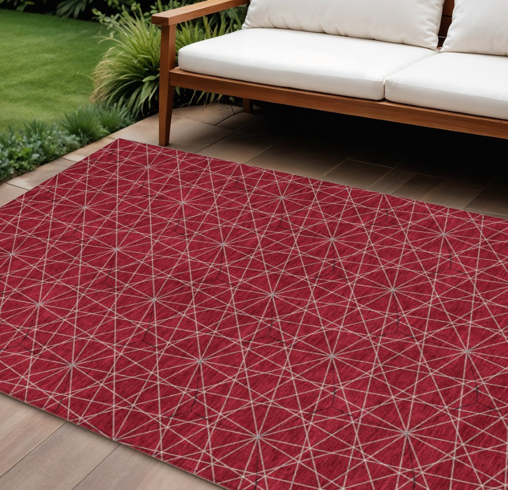 HomeRoots 5' Bold Red, Black & Ivory Geometric Washable Area Rug - Durable Indoor/Outdoor Design for Versatile Spaces 8' X 10' 596761
