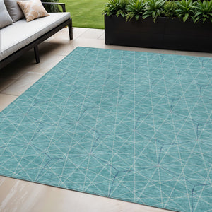 Homeroots 3' Black And Ivory Geometric Washable Area Rug - Perfect For Indoor And Outdoor Spaces, Durable Design 5' X 8' Polyester 596771