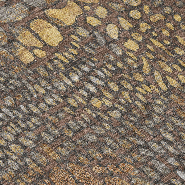 Homeroots 3' Charcoal Brown And Copper Abstract Washable Area Rug For Indoor And Outdoor Spaces, Durable Design 8' Round Polyester 596790