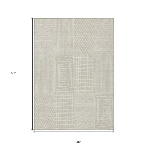 Homeroots 3' Beige And Ivory Geometric Washable Area Rug - Versatile Indoor Outdoor Design For Any Space 3' X 5' Polyester 596896
