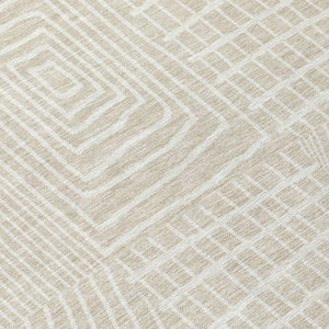 Homeroots 3' Beige And Ivory Geometric Washable Area Rug - Versatile Indoor Outdoor Design For Any Space 8' Round Polyester 596898