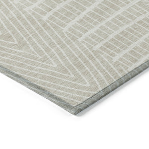 Homeroots 3' Beige And Ivory Geometric Washable Area Rug - Versatile Indoor Outdoor Design For Any Space 9' X 12' Polyester 596900