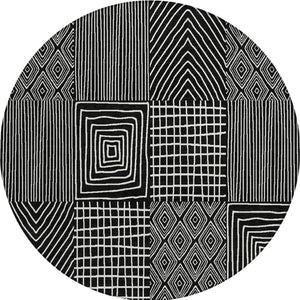 Homeroots 3' Beige And Ivory Geometric Washable Area Rug - Versatile Indoor Outdoor Design For Any Space 8' Round Polyester 596904