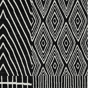 Homeroots 3' Beige And Ivory Geometric Washable Area Rug - Versatile Indoor Outdoor Design For Any Space 9' X 12' Polyester 596906