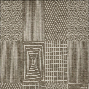 Homeroots 3' Beige And Ivory Geometric Washable Area Rug - Versatile Indoor Outdoor Design For Any Space 10' X 14' Polyester 596913