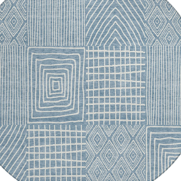 Homeroots 3' Beige And Ivory Geometric Washable Area Rug - Versatile Indoor Outdoor Design For Any Space 8' Round Polyester 596916