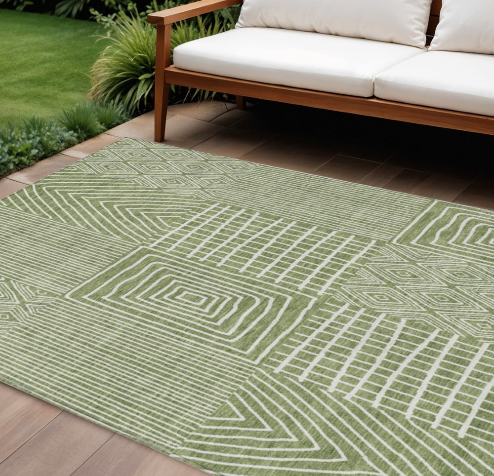 HomeRoots 9' X 12' Stylish Green and Ivory Geometric Washable Area Rug for Indoor and Outdoor Spaces 596924