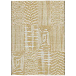 Homeroots 3' Beige And Ivory Geometric Washable Area Rug - Versatile Indoor Outdoor Design For Any Space 5' X 8' Polyester 596927