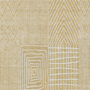 Homeroots 3' Beige And Ivory Geometric Washable Area Rug - Versatile Indoor Outdoor Design For Any Space 8' X 10' Polyester 596929