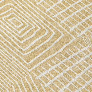 Homeroots 3' Beige And Ivory Geometric Washable Area Rug - Versatile Indoor Outdoor Design For Any Space 8' X 10' Polyester 596929