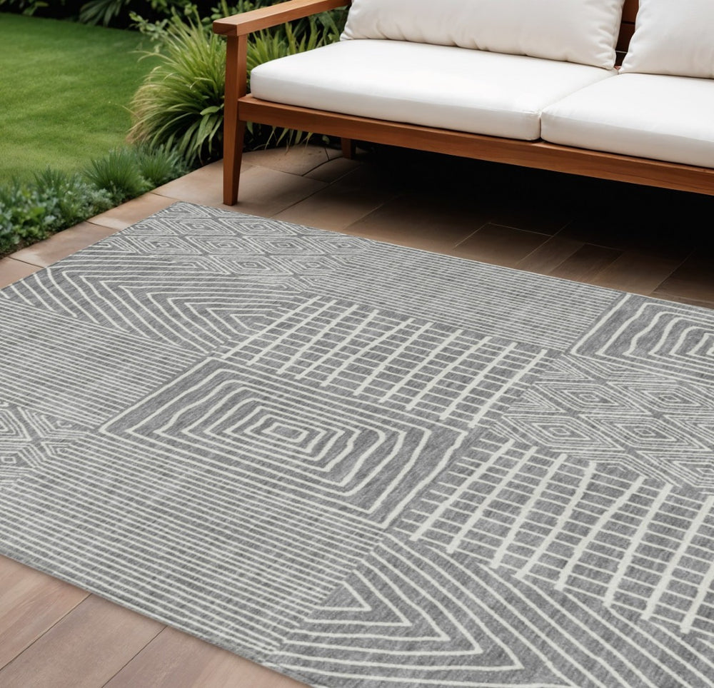 HomeRoots 9' X 12' Stylish Gray and Ivory Geometric Indoor/Outdoor Area Rug - Durable, Washable, Modern Design 596936
