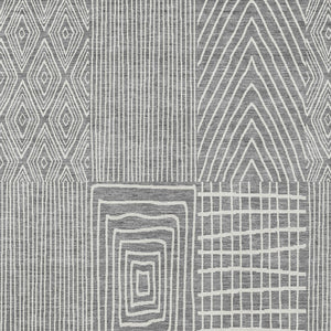 Homeroots 3' Beige And Ivory Geometric Washable Area Rug - Versatile Indoor Outdoor Design For Any Space 9' X 12' Polyester 596936