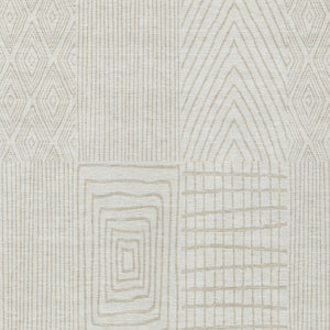 Homeroots 3' Beige And Ivory Geometric Washable Area Rug - Versatile Indoor Outdoor Design For Any Space 3' X 5' Polyester 596938