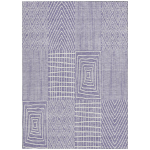 Homeroots 3' Beige And Ivory Geometric Washable Area Rug - Versatile Indoor Outdoor Design For Any Space 5' X 8' Polyester 596945