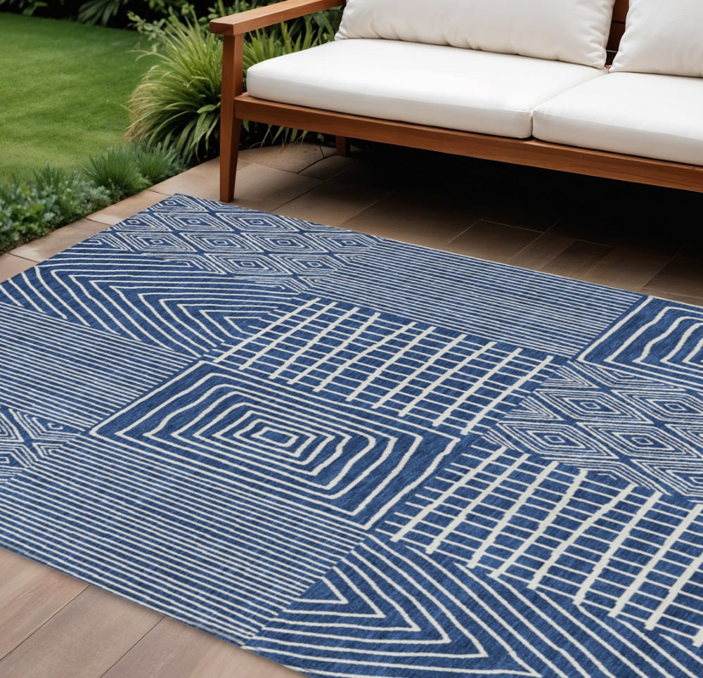HomeRoots 9' X 12' Navy Blue Geometric Area Rug - Stylish, Washable, Indoor/Outdoor Design for Any Space 596954
