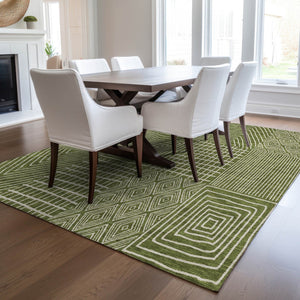 Homeroots 3' Beige And Ivory Geometric Washable Area Rug - Versatile Indoor Outdoor Design For Any Space 9' X 12' Polyester 596960