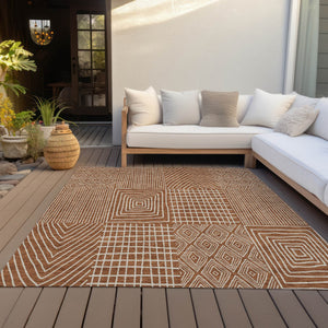 Homeroots 3' Beige And Ivory Geometric Washable Area Rug - Versatile Indoor Outdoor Design For Any Space 10' X 14' Polyester 596967
