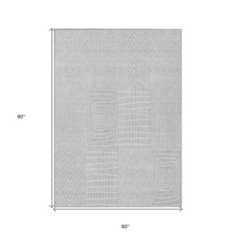 Homeroots 3' Beige And Ivory Geometric Washable Area Rug - Versatile Indoor Outdoor Design For Any Space 5' X 8' Polyester 596969