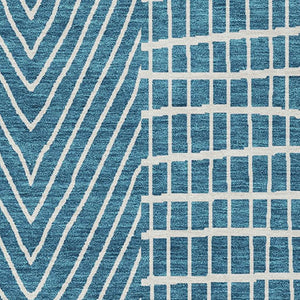 Homeroots 3' Beige And Ivory Geometric Washable Area Rug - Versatile Indoor Outdoor Design For Any Space 9' X 12' Polyester 596978