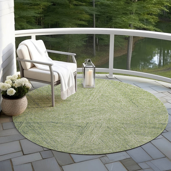 Homeroots 3' Artichoke Green And Ivory Abstract Washable Area Rug – Perfect For Indoor And Outdoor Use! 8' Round Polyester 596982