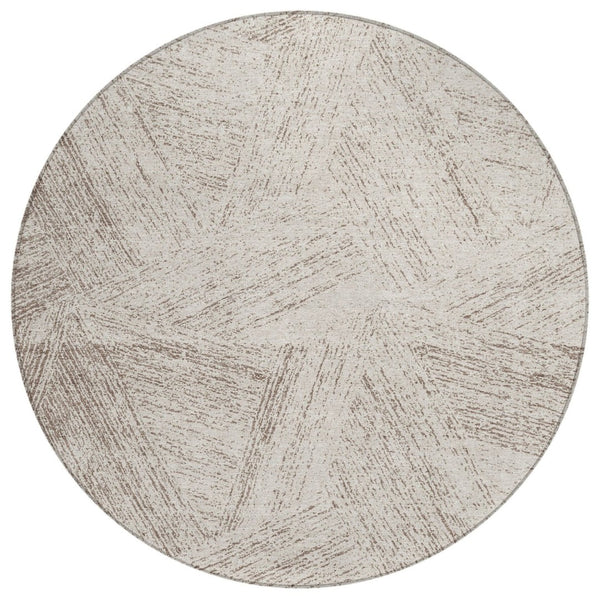 HomeRoots 5' Beige and Brown Abstract Area Rug - Stylish, Washable Indoor/Outdoor Design for High-Traffic Spaces 8' Round 596988