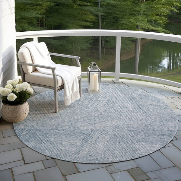 Homeroots 3' Artichoke Green And Ivory Abstract Washable Area Rug – Perfect For Indoor And Outdoor Use! 8' Round Polyester 597006